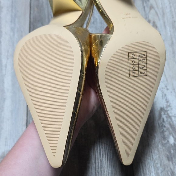 SOLD | Michael Kors | Electra Slingback Gold Leather, Pointed Toe Stacked *NWOB - Picture 7 of 13